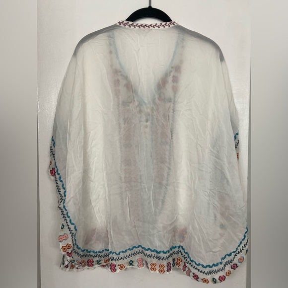 Johnny Was White Cupra Floral Embroidered Poncho Blouse Size Small - Picture 2 of 6